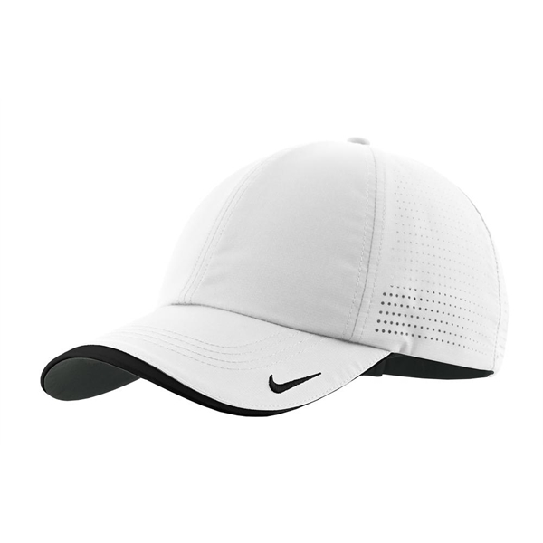 Dri-FIT Swoosh Perforated 6P MP Velcro Strap Cap